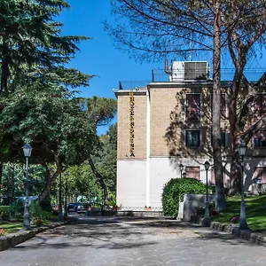 Otel Santa Prisca, Roma