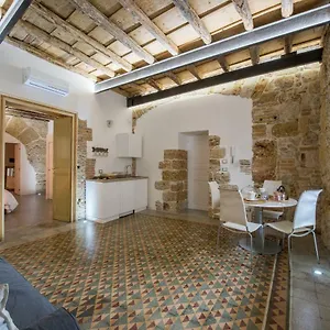  Appartamento Stylish In Front Of Casa Professa Italia